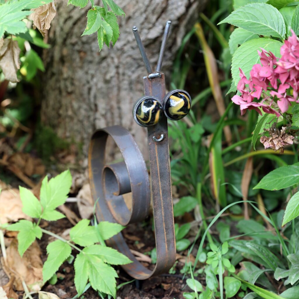 Fun Snail Steel Garden Ornament – Poison Frog 5061098721647